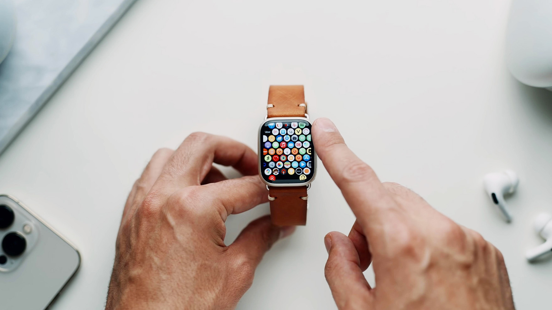 „Bitės Profai“ rekomenduoja: programėlės, kurias naudinga turėti „Apple Watch“ laikrodyje | BITĖ